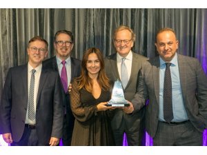 Givin Yard Sale Store, Londra’dan gümüş ödül ile döndü