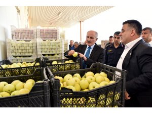 Vali Fahri Meral Akçaşehir Beldesini ziyaret etti
