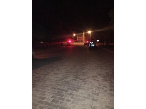 Polisin ‘dur’ ihtarı sonrası kaçan  otomobilde uyuşturucu tacirleri yakalandı