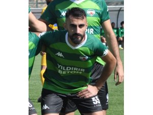 İsmet Yazgan, gollerine devam ediyor