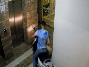 Gaziantep’te motosiklet hırsızlığı kamerada