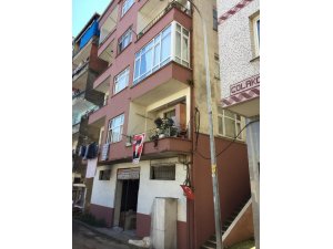 Yaşlı kadın yalnız yaşadığı evde ölü bulundu