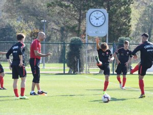 Abdülsamet Kaya ve Mevlana Halis Erdoğdu özel kampta