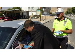 Gercüş’teki yaya geçitlerinde uygulama yapıldı