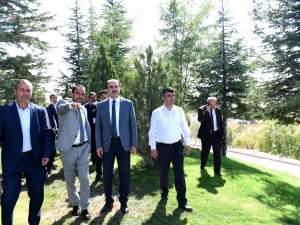 Başkan Altay Çeltik ve Yunak’ta vatandaşlarla buluştu