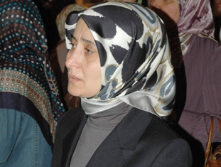 Bakan eşi Mevlana’yı ziyaret etti