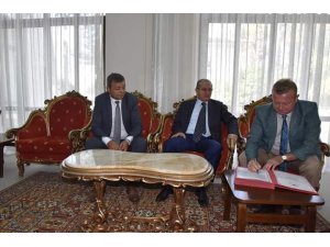 Türk kahvesinin Antalya’da üretimi için protokol imzalandı