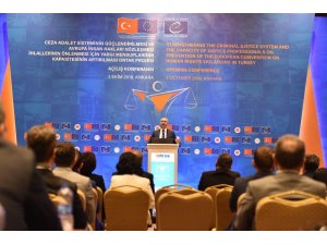 Adalet Bakanı Gül: "İnsan Eylem Planı güncelleme çalışmalarını başlattık"