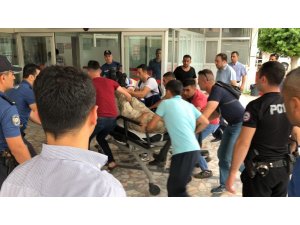 Operasyona giden askeri araç uçuruma yuvarlandı: 7 asker yaralı