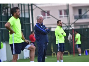Ertekin:"Ligin en iyi iki takımın karşı karşıya geleceği bir maç olacak"