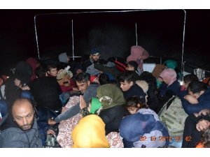 İzmir’de 59 düzensiz göçmen yakalandı