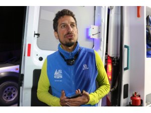 Tırmanış yapan Amerikalı dağcı yaralandı