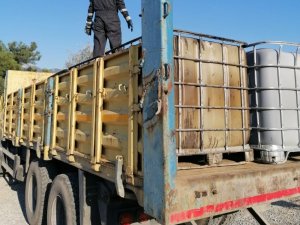 İzmir’de 5 ton kaçak akaryakıta el konuldu