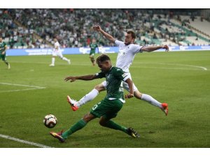 Bursaspor deplasmanlarda kayıp