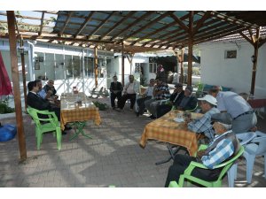 Kaymakam Bozkurtoğlu İvriz'de vatandaşlarla buluştu