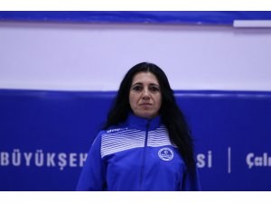 Büyükşehir Kağıtsporlu Karatay, Avrupa yolcusu