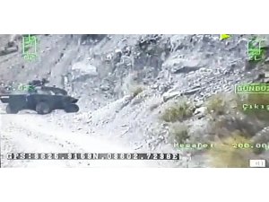 Kobra marka askeri araç geri manevra yaparken uçuruma böyle yuvarlandı