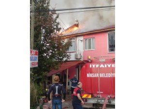 Tokat’ta ekmek fırınının bacası yangına sebep oldu