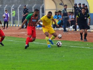TFF 3. Lig: Fatsa Belediyespor: 0 - Karşıyaka: 0