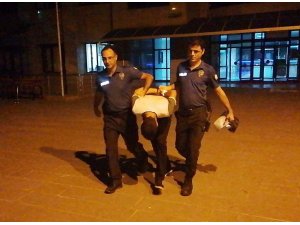 Bankanın vezne camını kırıp 10 bin lirayı çalan şüpheli tutuklandı