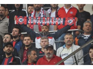 Zonguldak Kömürspor’a  3 bin taraftar destek verdi.