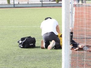 Futbol sahasında korkutan dakikalar