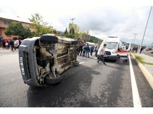 Düzce'de "makas atan" sürücü zincirleme kazaya neden oldu