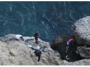 Falezlerde mahsur kalan amatör balıkçı kurtarıldı