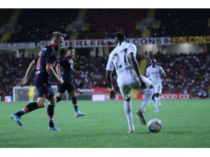 Süper Lig: Gaziantep FK: 1 - Medipol Başakşehir: 1 (İlk yarı)