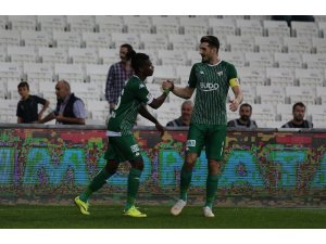 Bursaspor savunmadaki ikilisini bulamadı