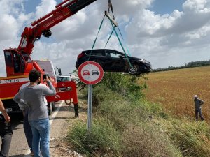 Kaza yapan karı-koca ölümden döndü