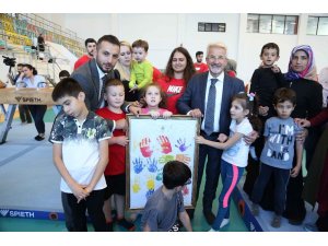Özel çocuklara özel şenlik