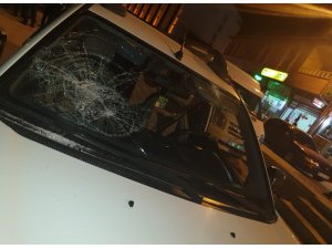 Seyyar satıcılardan zabıtaya saldırı