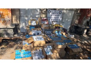 Tuhafiye giyim mağazasında kaçak kozmetik ürünleri ele geçirildi