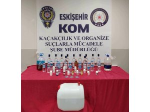 Litrelerce kaçak alkol üreten şüpheli yakalandı