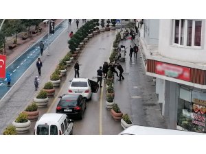 Bolu’da, yol verme kavgasında babayı darp eden sürücüye para cezası verildi