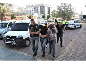 Alanya’da uyuşturucu operasyonunda 4 tutuklama