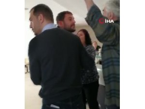 Doktor ile hasta yakını arasındaki yumruklu kavga kamerada