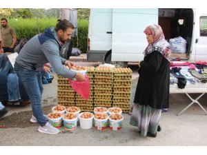 28 madalyalı şampiyon üniversiteyi bitirdi, yumurta satarak ailesine destek oluyor
