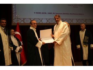 "Kendi sosyal hırsızlıklarını örtmeye çalışıyorlar"