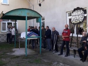 Kanserden ölen genç defnedildi