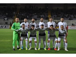 TFF 2. Lig: AFJET Afyonspor: 3 - Gümüşhanespor: 2