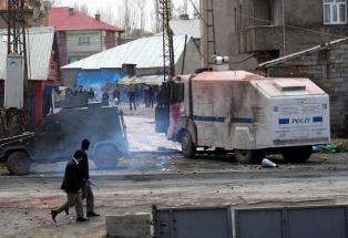 Hakkari'de olaylar sürüyor