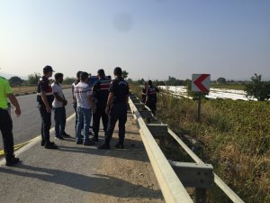 Manisa’da boğazı kesilmiş erkek cesedi bulundu