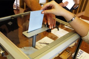 Sarıgül ilk kez barajı aştı