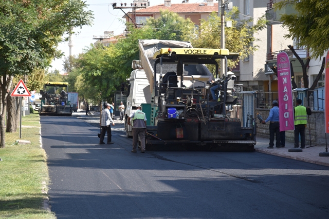 Başkan Pekyatırmacı: Asfaltta bereketli bir sezon geçiriyoruz