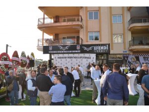 Kuşadası Beşiktaşlılar Derneği’nin açılışını, Galasataraylı Başkan yaptı
