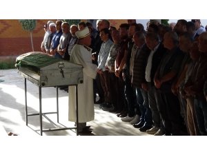 Eşi tarafından öldürülen Işıl Çetkin Aydın son yolculuğuna uğurlandı