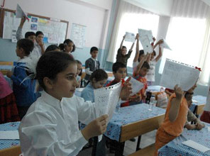 MEB velilere soracak; evet mi hayır mı?