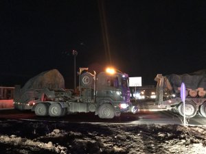 Suriye sınırına zırhlı araç sevkiyatı